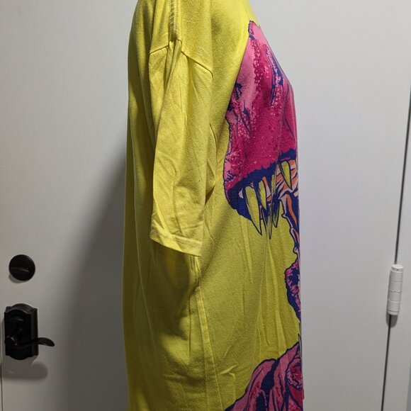 Retro T-Rex Shirt Large — Neon Graphic Dinosaur Tee — Yellow Bold Print - Picture 7 of 8